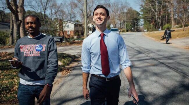 Video: Sen. Ossoff opens South DeKalb Field Office and mobilizes Democrats to knock on doors